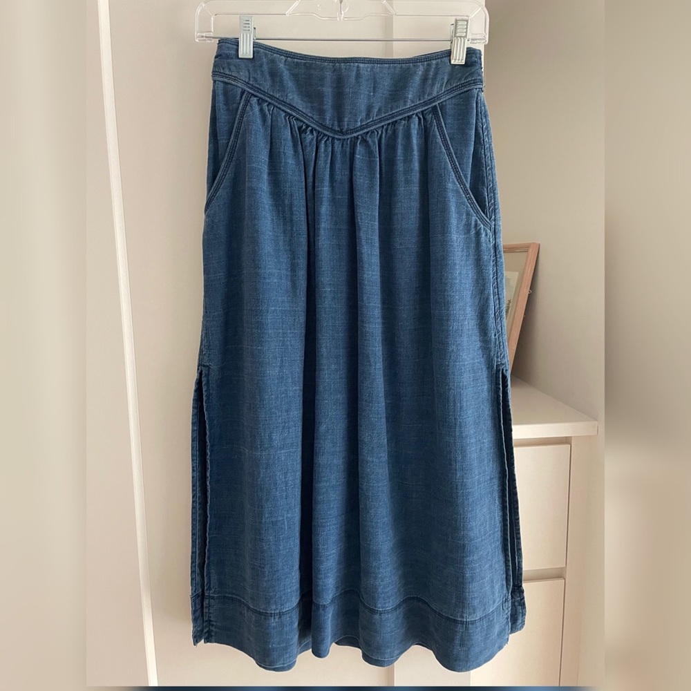 COPY - Ariztia Wilfred chambray midi skirt